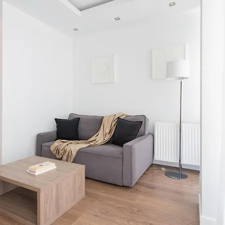 Golden - Browary Warszawskie - Luxury & Cozy - Oxygen Residence- Wronia Varşova