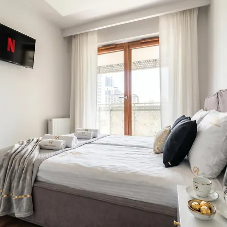 Golden - Browary Warszawskie Elegant & Cozy In Wronia 아파트