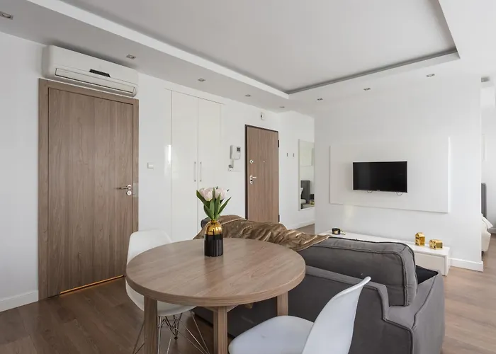 Golden - Browary Warszawskie Elegant & Cozy In Wronia