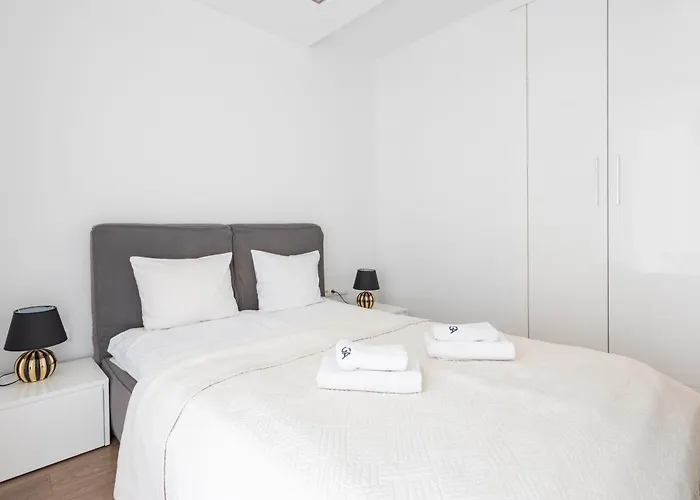 Golden - Browary Warszawskie Elegant & Cozy In Wronia