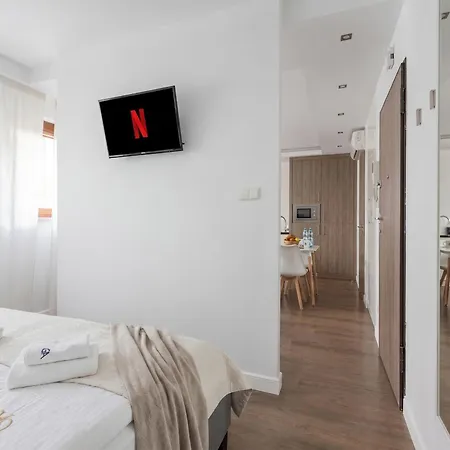 Golden - Browary Warszawskie Elegant & Cozy In Wronia Apartman